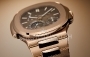 Копии часов Patek Philippe Nautilus Moon Phase 40 мм 5712/1R-001